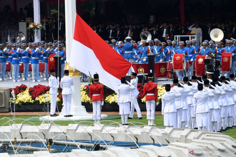 Peringatan Hari Kemerdekaan Indonesia dengan Upacara, Perlombaan, dan Tradisi Unik untuk Menumbuhkan Rasa Nasionalisme dan Semangat Persatuan Bangsa
